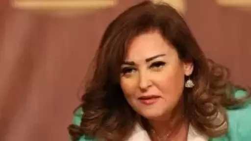نهال عنبر تنجو من حادث على طريق الساحل وتعلق: العربية كانت هاتولع