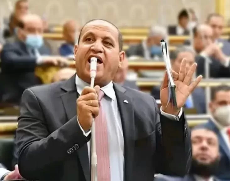 خط أحمر