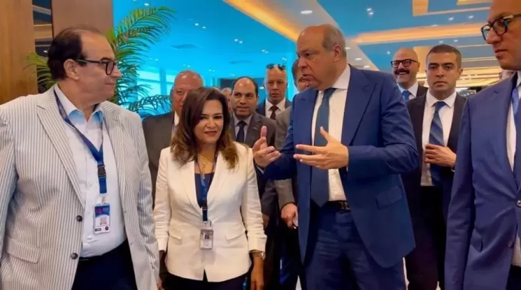 خط أحمر