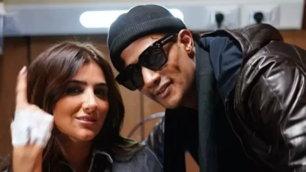 خط أحمر