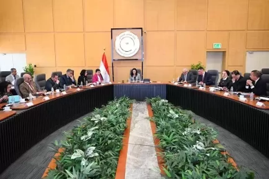 خط أحمر