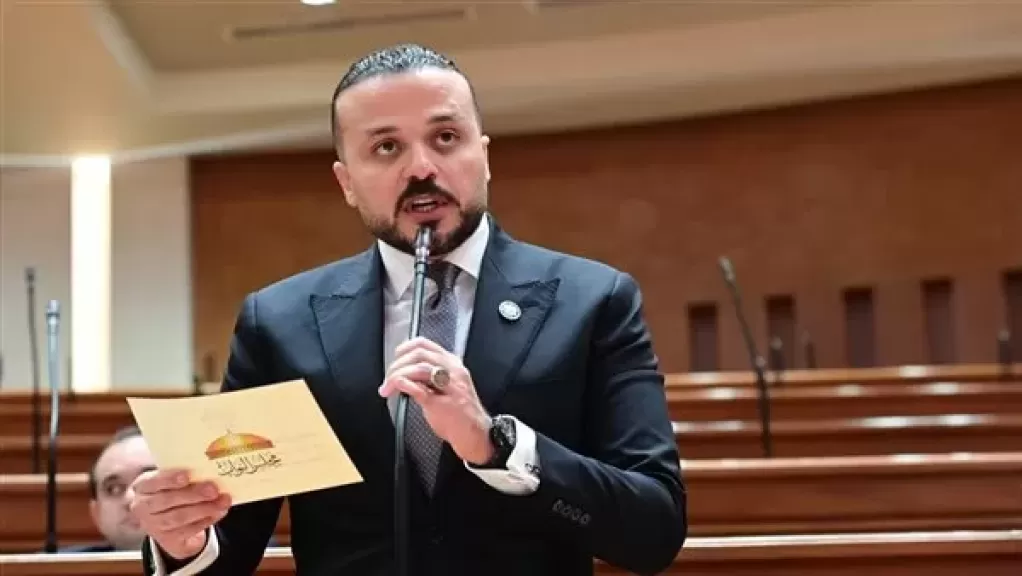خط أحمر