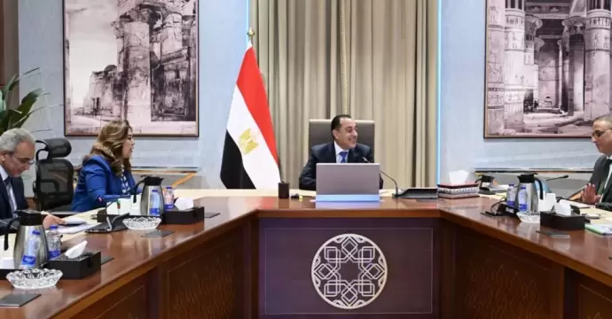 مدبولي يوجه بسرعة توفير اعتمادات مالية إضافية لتطوير ورفع كفاءة منظومة النظافة بمحافظة الجيزة