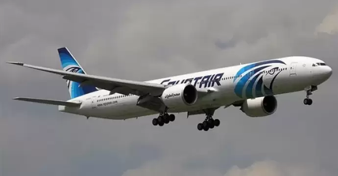 مصر للطيران تحقق في شكوى متداولة على مواقع التواصل وتؤكد التزامها الكامل بحقوق العملاء