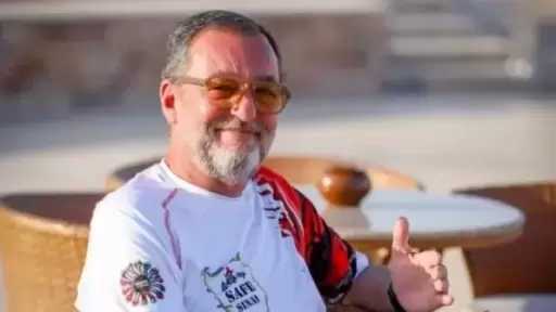 أحمد عبدالوهاب ينعى محمد مرزبان
