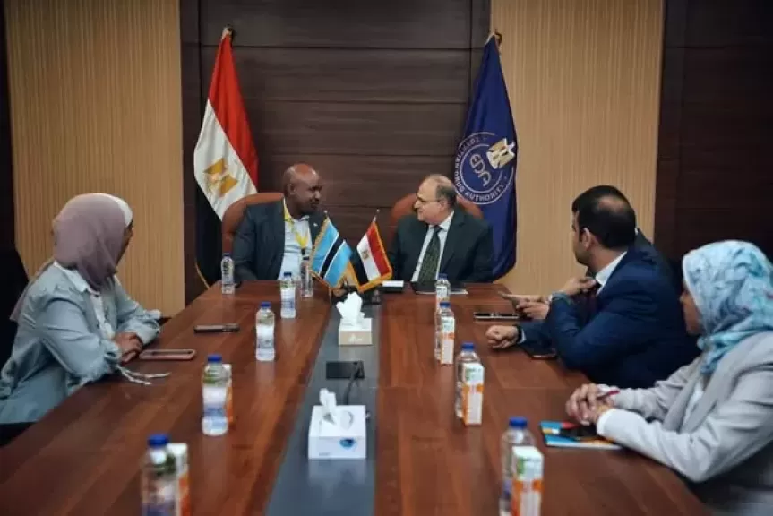 خط أحمر