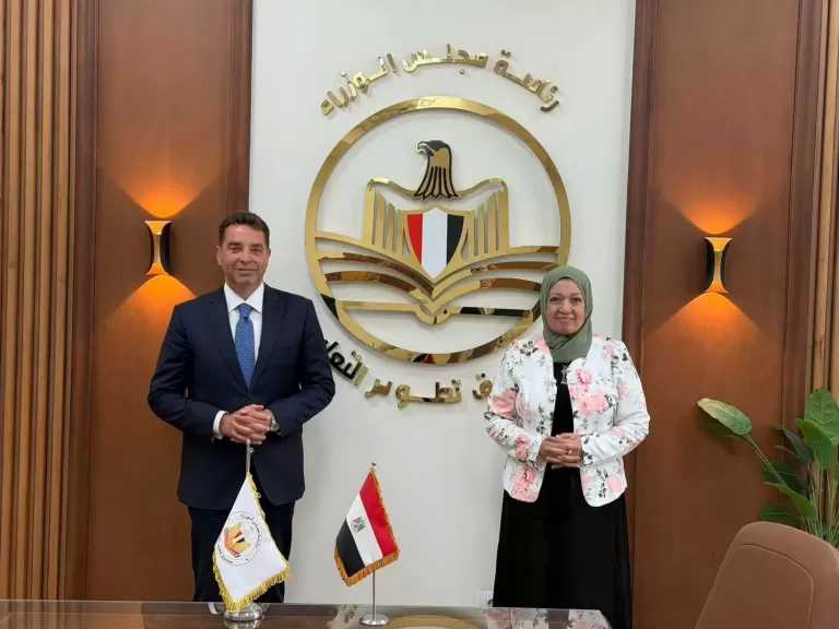 «تطوير التعليم بالوزراء» وهيئة الأوقاف يبحثان الشراكة في دعم المنظومة التعليمية