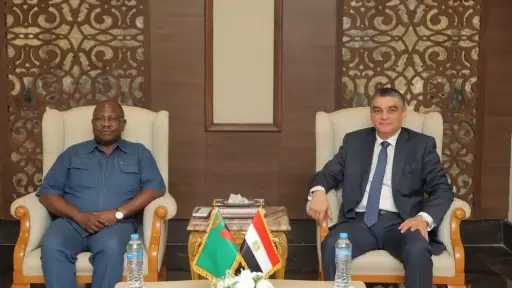 الدكتور هشام ستيت يستقبل السفير الزامبي لدى جمهورية مصر العربية ووفد من هيئة تنظيم الأدوية الزامبية