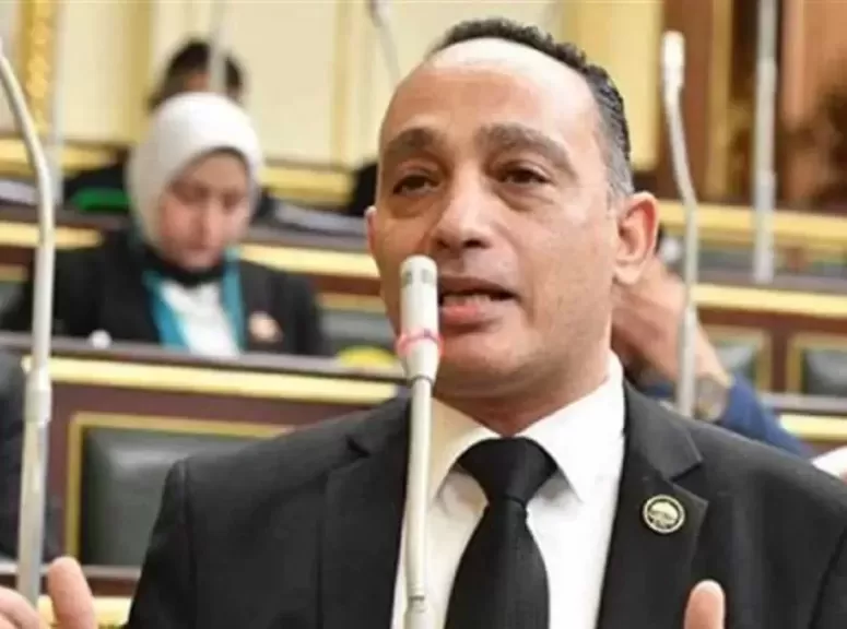 خط أحمر