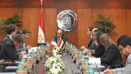 وزير الاستثمار يبحث مع السفير الفرنسي تعميق التعاون الاستثماري... وزير الاستثمار يبحث مع السفير الفرنسي تعميق التعاون الاستثماري والتجاري