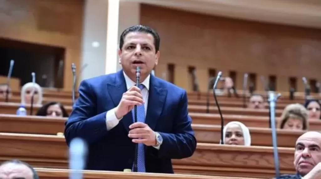 خط أحمر