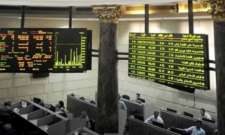 القابضة للنقل البحري تتمسك بحصتها في الإسكندرية لتداول الحاويات وترفض بيع أسهمها