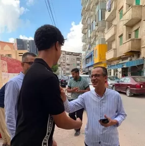 خط أحمر