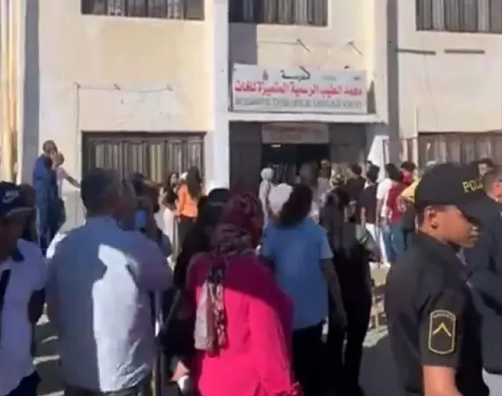 خط أحمر