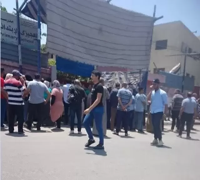 خط أحمر