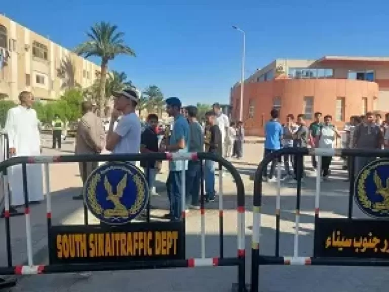 خط أحمر