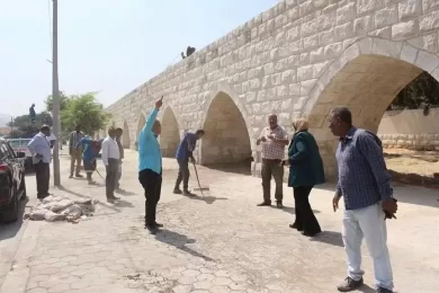 خط أحمر