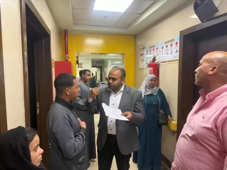 خط أحمر