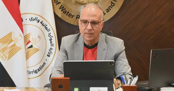 الري: مشروع لتحلية مياه الصرف الزراعي بالطاقة المتجددة للزراعة