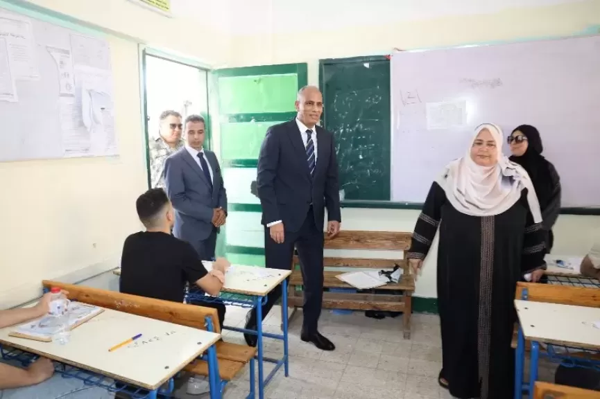 خط أحمر