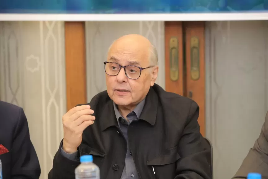 خط أحمر