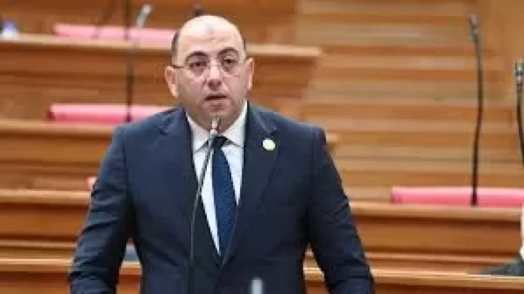 خط أحمر