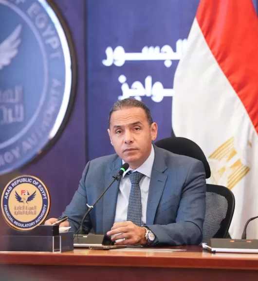 د. إسلام عزام رئيس الهيئة العامة للرقابة المالية يوجّه بسرعة صرف التعويضات لأسر ضحايا ومصابي حادث دائري السلام