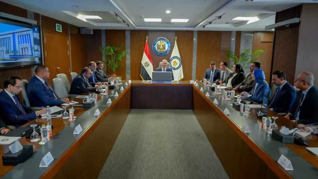 المهندس كريم بدوي يشارك في الاجتماع الأول للجنة التنفيذية لمنتدى مصر للتعدين 2026 EMF