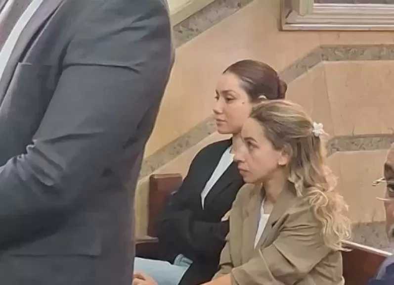 جيهان الشماشرجي تنكر تهمة سرقة سيدة بالإكراه أمام المحكمة