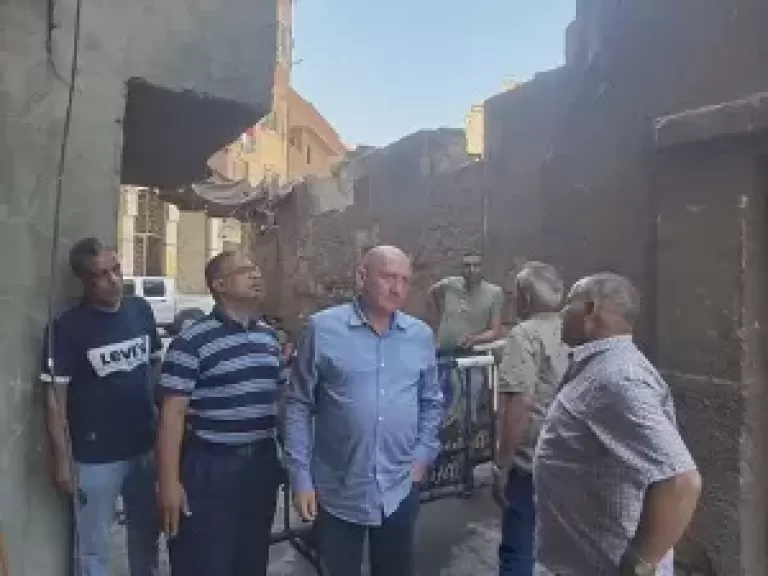 خط أحمر