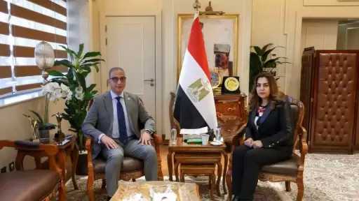 التنمية المحلية والبيئة تتابع مشروعات الخطة الاستثمارية وتطوير منظومة المخلفات بالجيزة