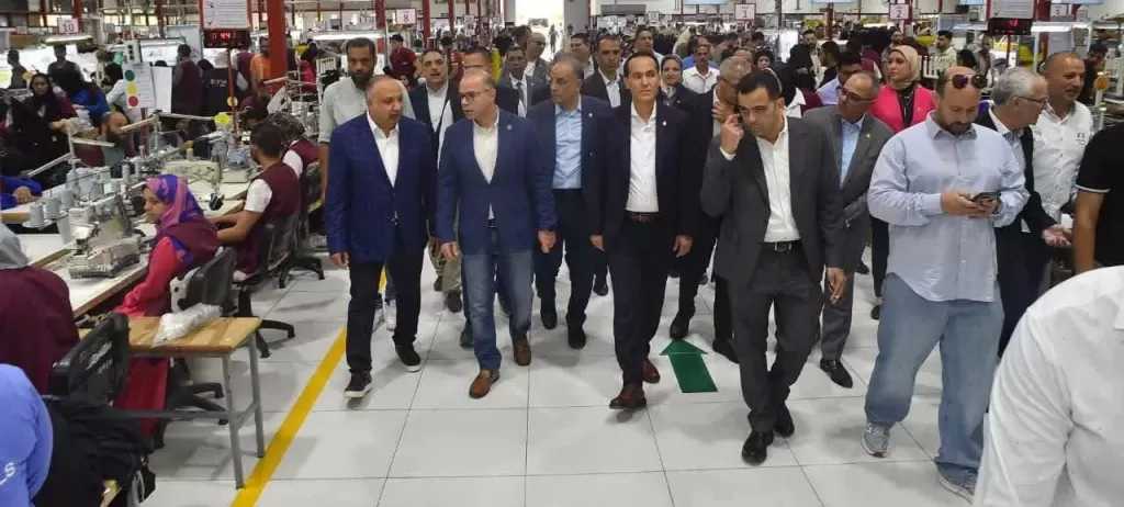الدكتور محمد فريد: الشركات العاملة بالمناطق الحرة تمثل شريكًا رئيسيًا في تحقيق مستهدفات الدولة التصديرية