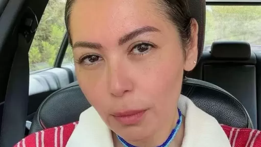 خط أحمر