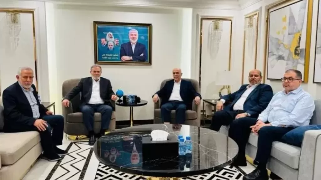 خط أحمر