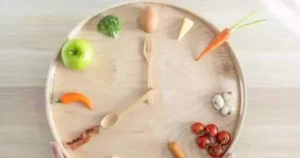 8 أطعمة صحية تُشبع الرغبة الشديدة في تناول السكر أفضل من الحلوى