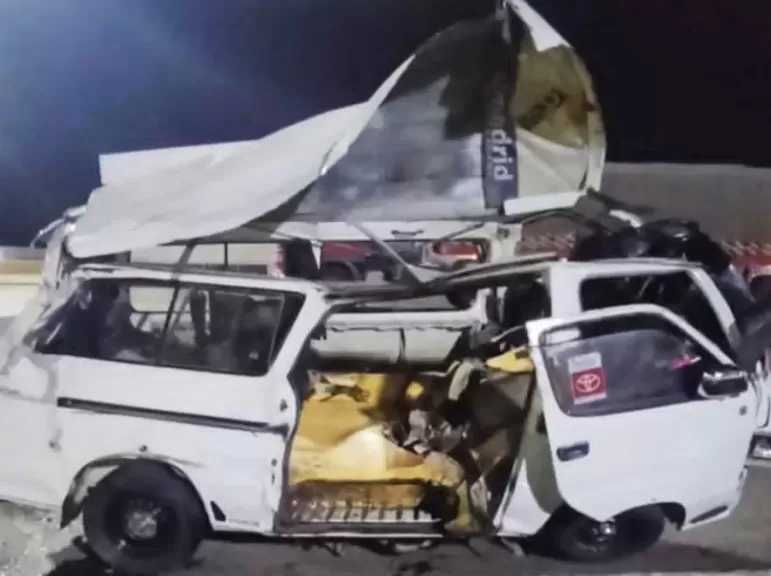 بعد انقلاب ميكروباص بالشرقية.. وفاة شخص وخروج 11 مصابا من المستشفى
