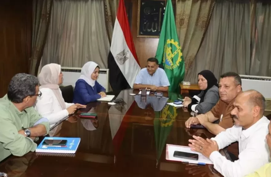 خط أحمر