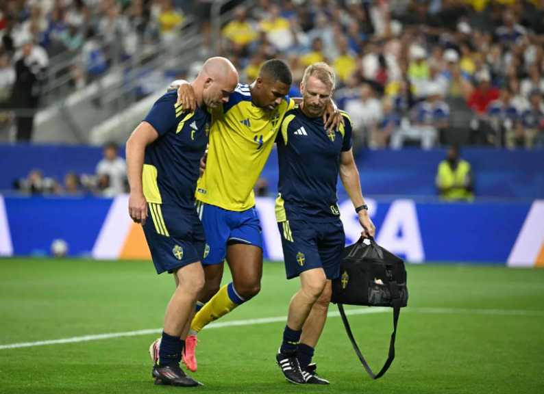 الإصابة تُنهي مشوار إيزاك هين مع المنتخب السويدي في مونديال 2026