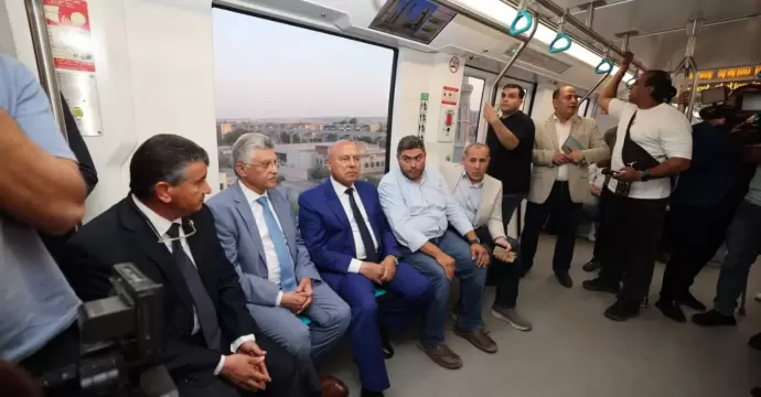 وزير النقل يوجه برفع كفاءة الخدمات وتوسيع الاعتماد على الدفع الإلكتروني بالمونوريل