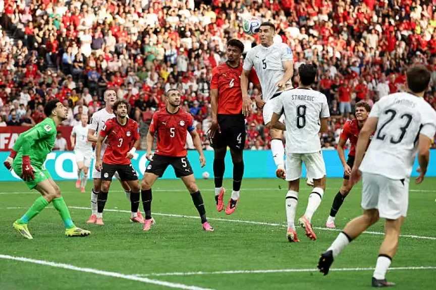 حسام عبد المجيد يقترب من المشاركة أمام أستراليا بعد تعافيه من الإصابة