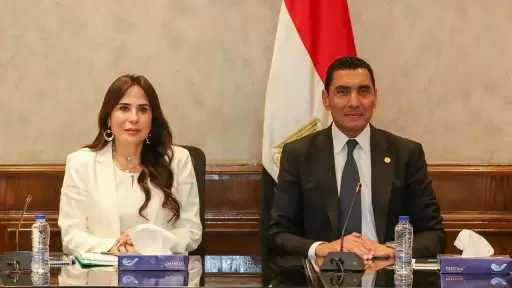 وزيرا الشباب والرياضة والإسكان يبحثان سبل التعاون المشترك في عدد من المشروعات والملفات