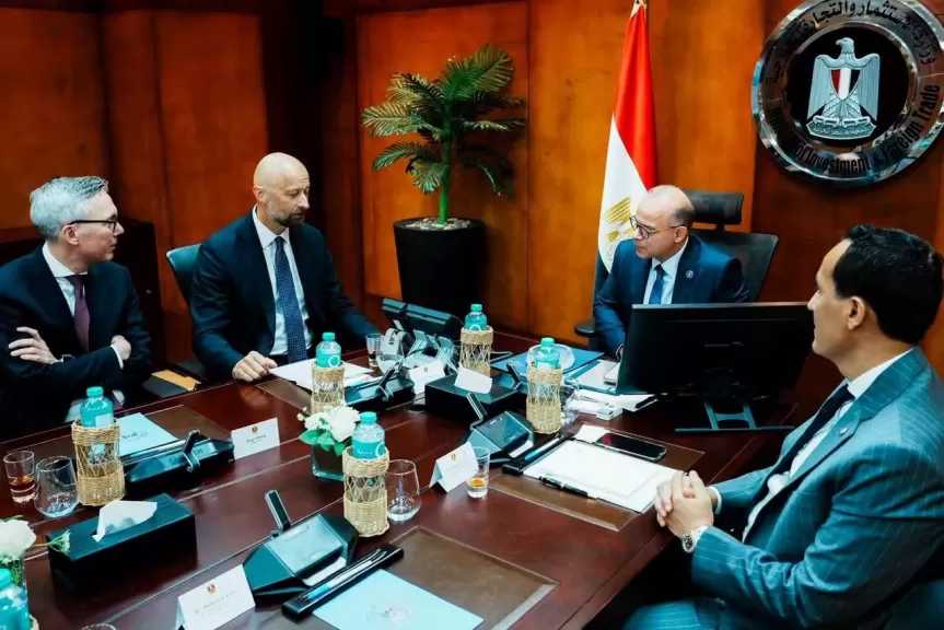 الدكتور محمد فريد: مصر تمتلك مقومات تؤهلها لتصبح مركزًا إقليميًا للطاقة النظيفة والخدمات الرقمية الموجهة للأسواق العالمية