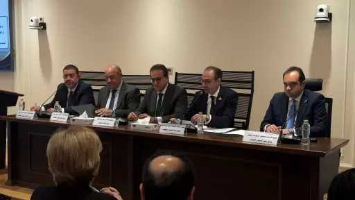 سياسة