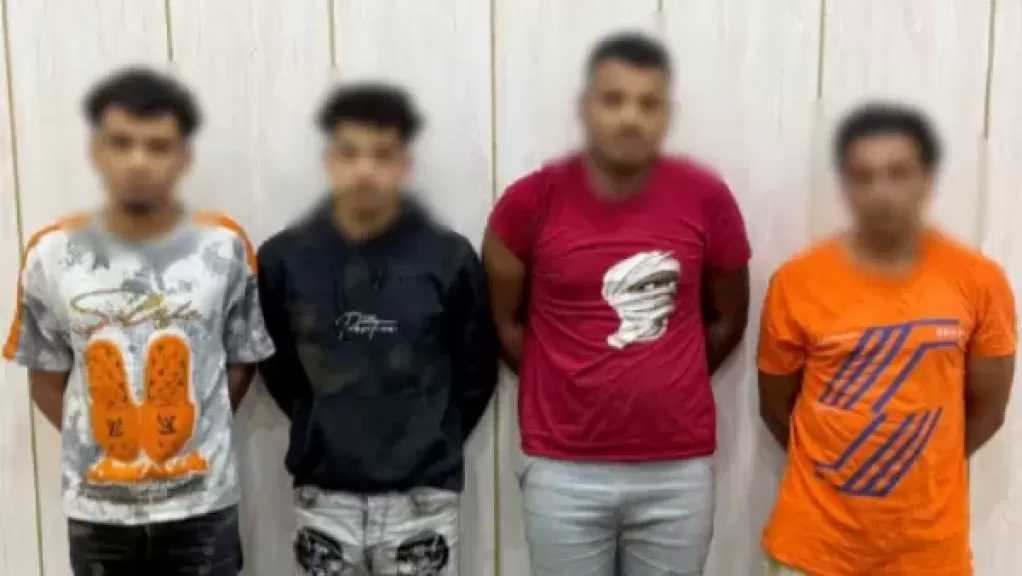 القبض على 4 أشخاص انتحلوا صفة رجال شرطة بالمعصرة