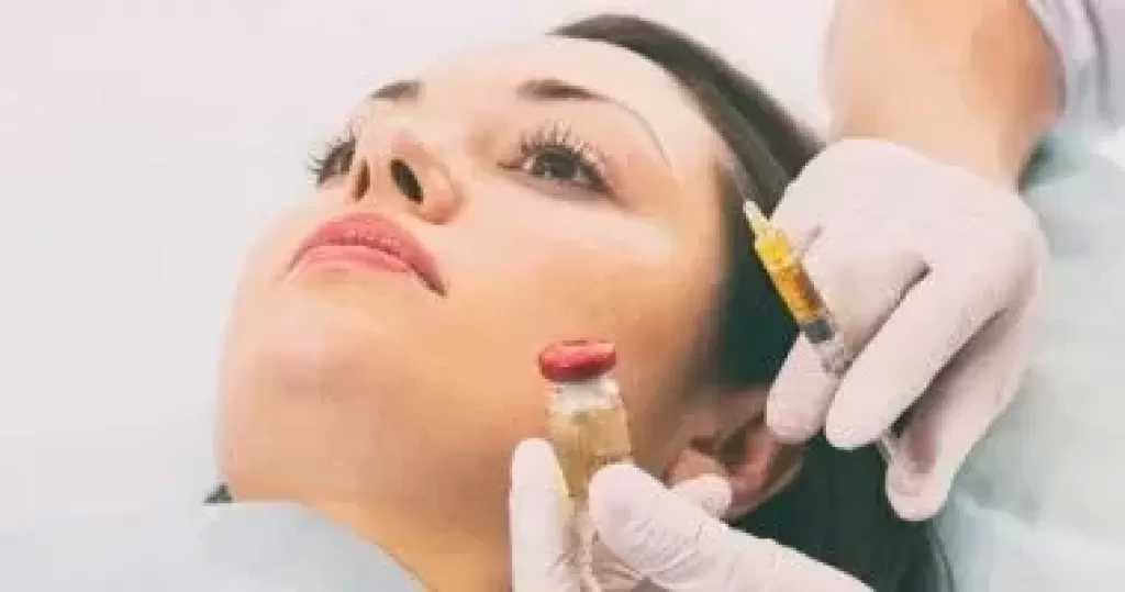 7 إجراءات تجميل يجب تجنبها قبل سن الثلاثين.. الفيلر والبوتوكس الأبرز