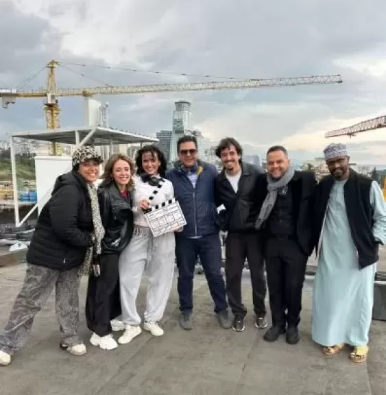 خط أحمر