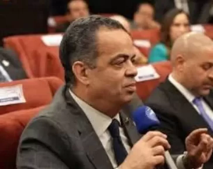 خط أحمر