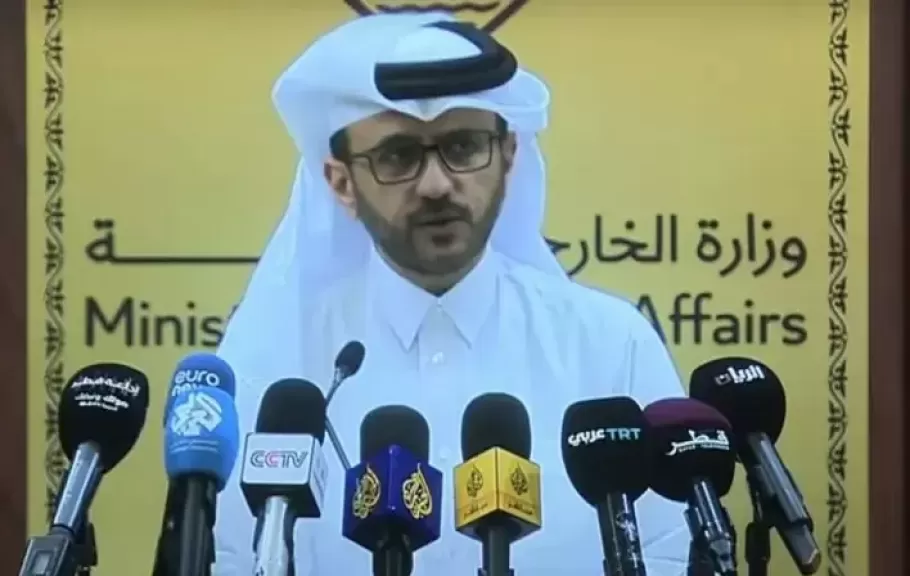 خط أحمر