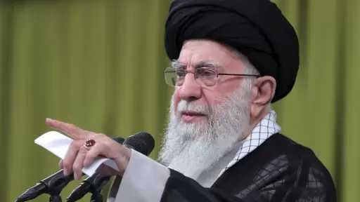 هيئة الطيران المدني الإيرانية: غلق أجواء طهران الاثنين المقبل تزامنا مع مراسم تشييع خامنئي
