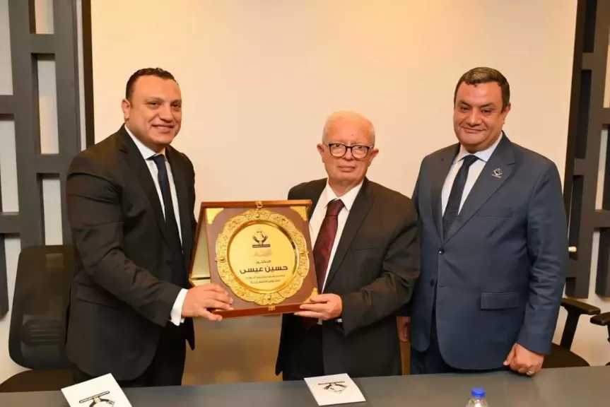 نائب رئيس مجلس الوزراء للشؤون الاقتصادية يشارك في ندوة موسعة بتنسيقية شباب الأحزاب والسياسيين